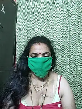 Snapshot of bhavyasri_55 chatting on March 18, 1:42 am bhavyasri 55 online show from March 18, 1:42 am