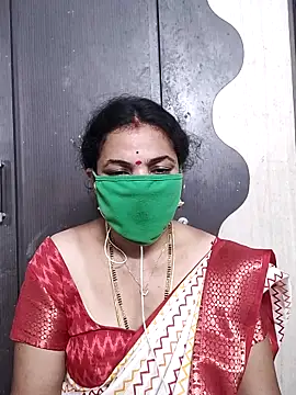 Snapshot of bhavyasri_55 chatting on March 23, 10:03 pm bhavyasri 55 online show from March 23, 10:03 pm