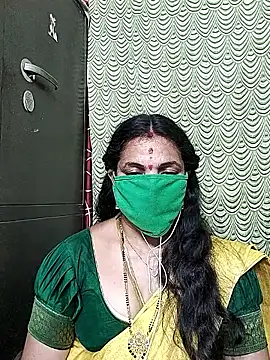 Snapshot of bhavyasri_55 chatting on March 24, 10:09 am bhavyasri 55 online show from March 24, 10:09 am