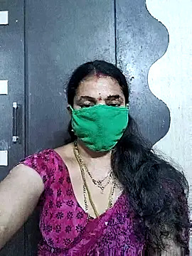 Snapshot of bhavyasri_55 chatting on April 1, 3:42 pm bhavyasri 55 online show from April 1, 3:42 pm