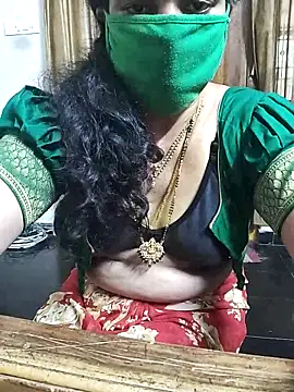 Snapshot of bhavyasri_55 chatting on April 4, 8:34 am bhavyasri 55 online show from April 4, 8:34 am