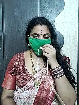 Snapshot of bhavyasri_55 chatting on April 8, 1:16 am bhavyasri 55 online show from April 8, 1:16 am