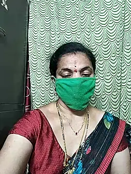 Snapshot of bhavyasri_55 chatting on April 14, 9:04 am bhavyasri 55 online show from April 14, 9:04 am