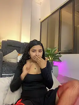 ladulcemary  online show from January 14, 1:06 pm