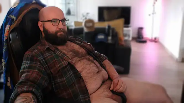 Snapshot of Hotokkar chatting on May 6, 2:00 pm Hotokkar online show from May 6, 2:00 pm