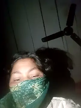 Pooja125599 online show from January 5, 11:30 pm