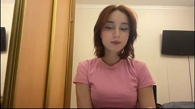 Snapshot of StacieLaudadio chatting on December 22, 1:08 pm StacieLaudadio online show from December 22, 1:08 pm