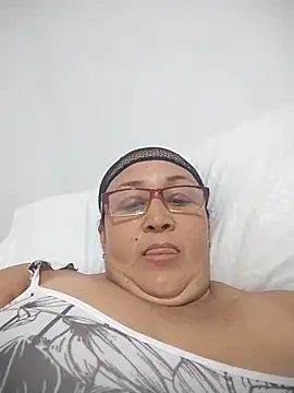 Nini Love  online show from March 1, 5:04 pm