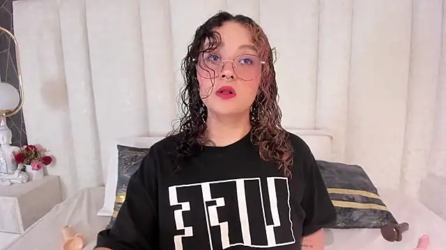 Im TaraBlack online show from December 17, 3:56 am