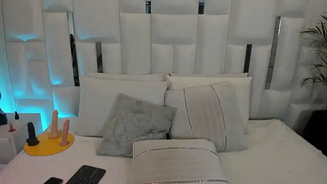 Im TaraBlack online show from January 14, 3:34 am