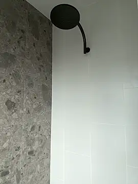 lexi242 online show from December 16, 8:36 pm