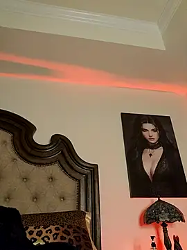 BustyVampyre online show from March 8, 2:04 am