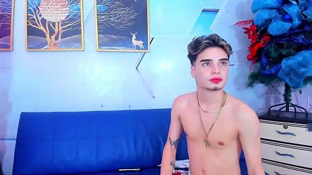 Snapshot of Alex_jeins_at chatting on December 19, 3:57 am Alex jeins at online show from December 19, 3:57 am