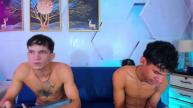 Snapshot of Alex_jeins_at chatting on January 10, 2:08 pm Alex jeins at online show from January 10, 2:08 pm