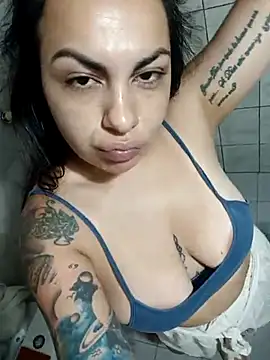 AmaTiffany online show from December 14, 11:31 pm