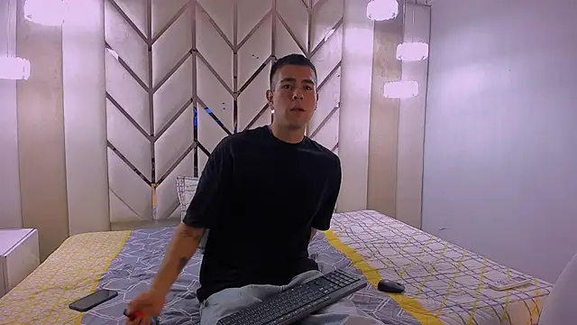 Nick Archer online show from January 5, 9:51 pm