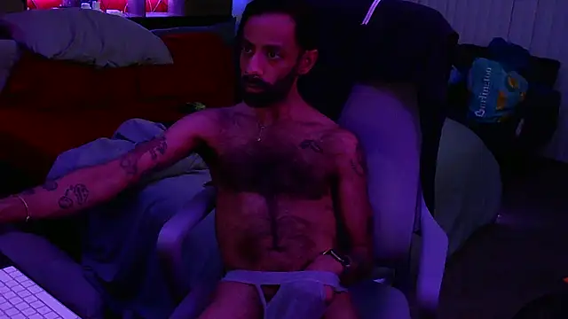 LilBrownPKB online show from December 14, 11:37 am