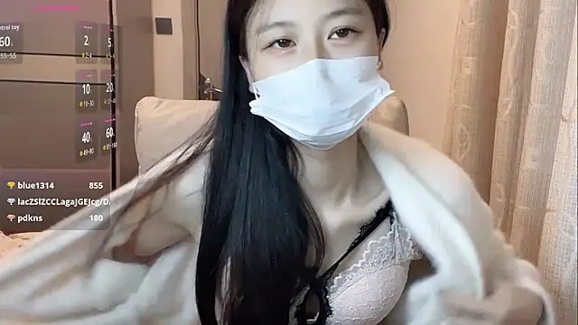 Snapshot of tiantian-160 chatting on April 30, 9:19 pm tiantian-160 online show from April 30, 9:19 pm