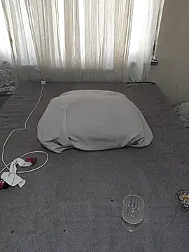 Alireem25 online show from February 24, 8:23 am