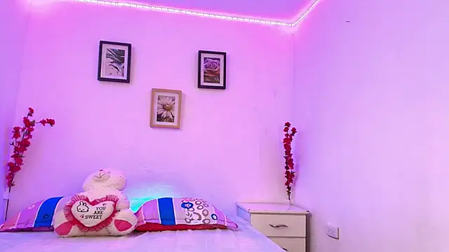 Snapshot of Aurora_Dolce chatting on March 3, 2:45 pm Aurora Dolce online show from March 3, 2:45 pm