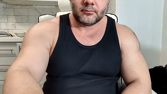 Snapshot of WildJohn_XX chatting on March 16, 8:35 pm WildJohn XX online show from March 16, 8:35 pm