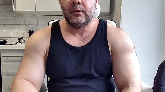 Snapshot of WildJohn_XX chatting on March 25, 2:12 pm WildJohn XX online show from March 25, 2:12 pm