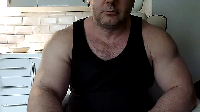 Snapshot of WildJohn_XX chatting on April 11, 10:58 pm WildJohn XX online show from April 11, 10:58 pm