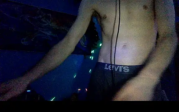 nutt max online show from December 16, 9:31 pm