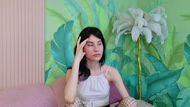 Dedra Dixon online show from April 18, 7:58 pm