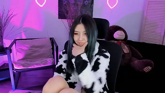 SirenMystiq online show from March 19, 8:13 pm