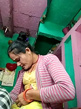 Kinjal pande online show from December 20, 1:40 pm