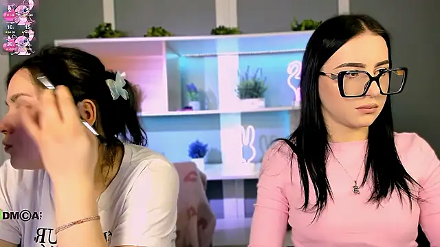 Snapshot of alia_skay chatting on February 3, 9:53 pm alia skay online show from February 3, 9:53 pm