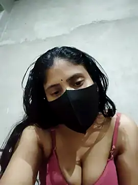 kanika05 online show from February 1, 8:40 pm