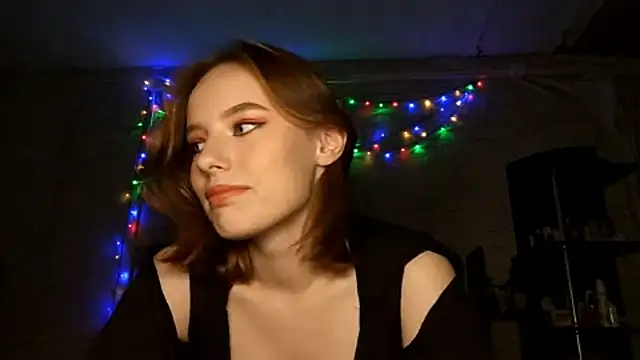 deep eyes online show from December 17, 4:02 pm