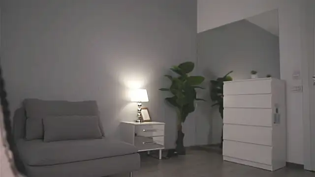 ValexieLux online show from April 22, 10:17 am