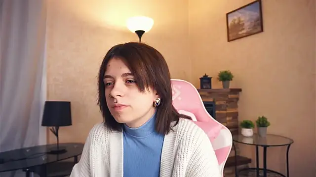 IleanaPishko online show from December 22, 8:00 am