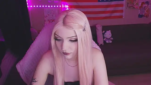 midnight memories online show from April 4, 6:49 pm