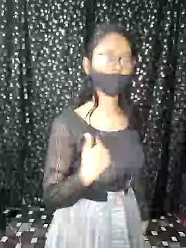 Snapshot of Rose1728 chatting on March 22, 3:59 pm Rose1728 online show from March 22, 3:59 pm