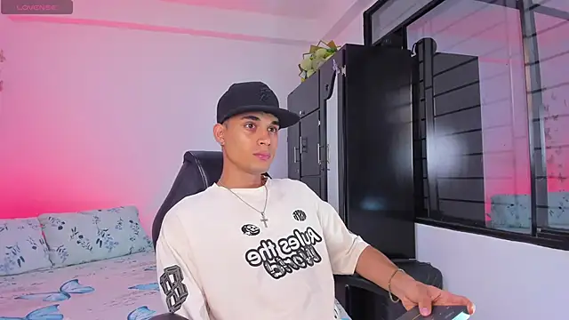 Michael Jordan zz online show from January 8, 7:49 pm