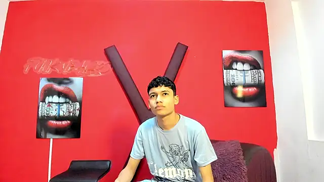 Snapshot of HORNY_PRETTY chatting on May 8, 1:49 pm HORNY PRETTY online show from May 8, 1:49 pm