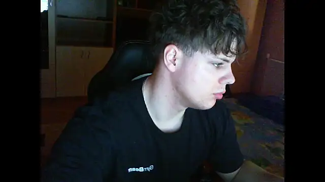 GymGuy0505 online show from March 15, 9:04 am