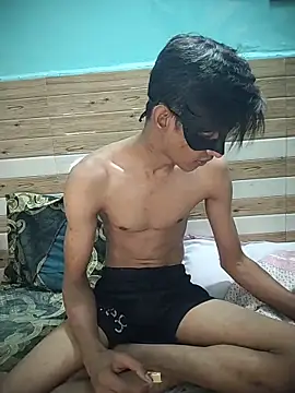 xoupleaura online show from March 29, 7:25 pm