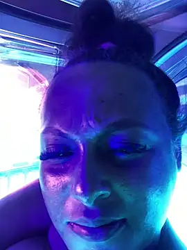 Welsh Maya221x online show from January 9, 11:57 am