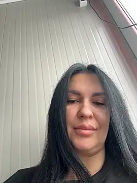 MeganBlueq online show from January 16, 10:30 am