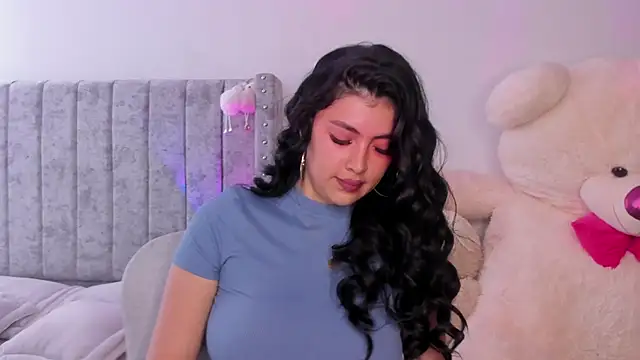 Lilith Smith online show from March 1, 9:17 pm