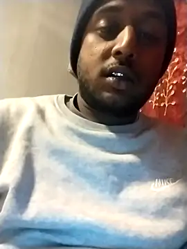 Snapshot of Mohandkim chatting on July 4, 10:27 pm Mohandkim online show from July 4, 10:27 pm