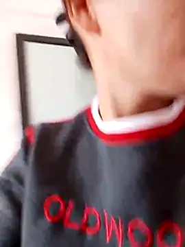 Snapshot of Cako-naka chatting on December 18, 2:17 am Cako-naka online show from December 18, 2:17 am