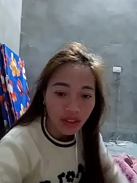 little-effy online show from January 15, 5:16 pm