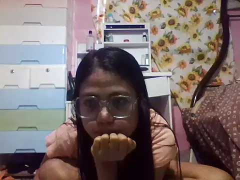 SexyApril online show from December 21, 3:13 am