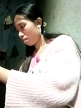 Snapshot of jikey- chatting on February 1, 11:03 pm jikey- online show from February 1, 11:03 pm